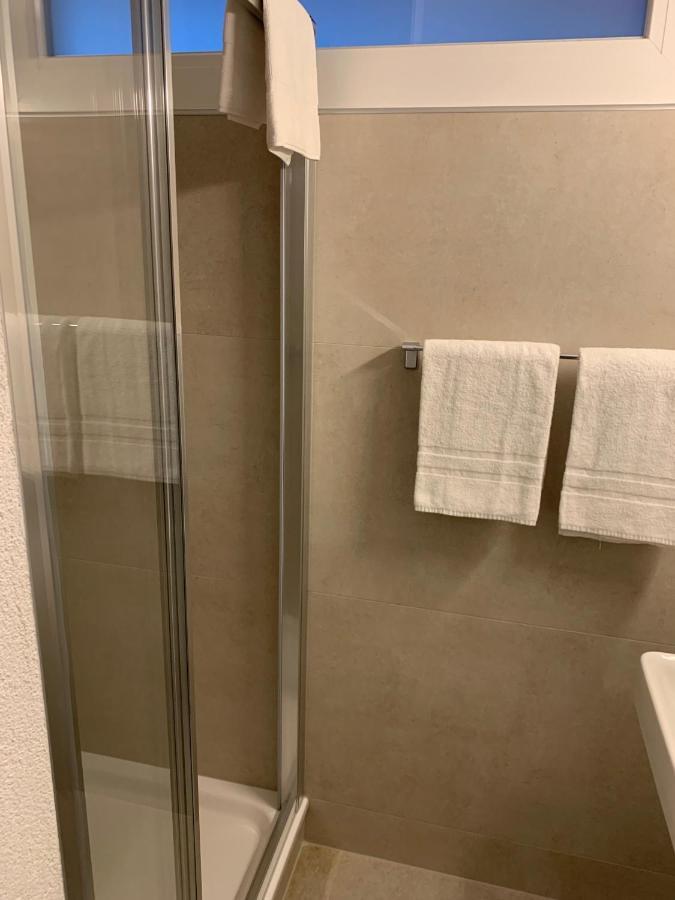Eh!Toi Self Motel Etoy Luaran gambar